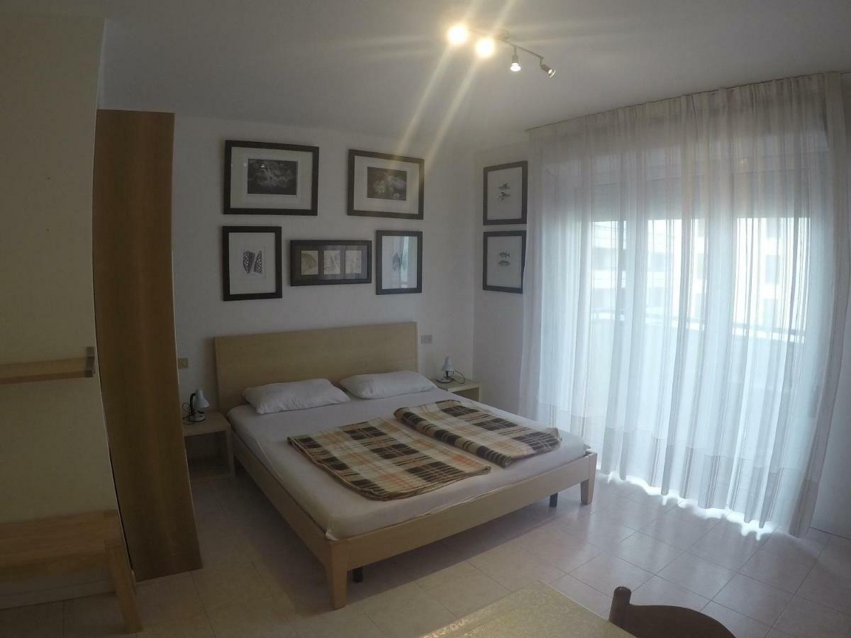 Monolocale Colombo - Agenzia Cocal Apartment กาออร์เล ภายนอก รูปภาพ